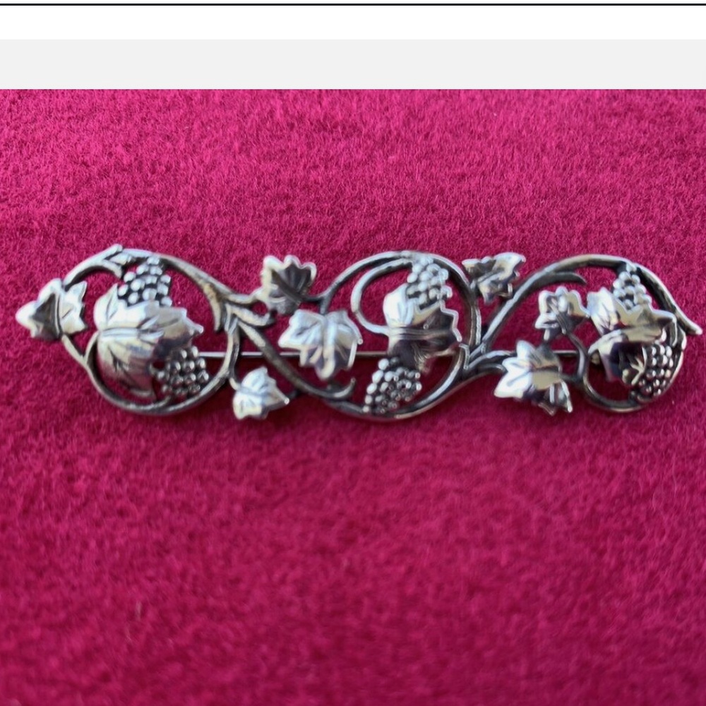 Downton Abbey Edwardian /Victorian era~ Sterling brooch